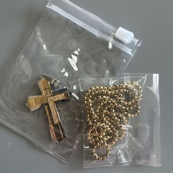 Double Gold Plated Cross Pendant 24 Inch Chain Stainless Steel Religious Gift - Picture 6 of 6